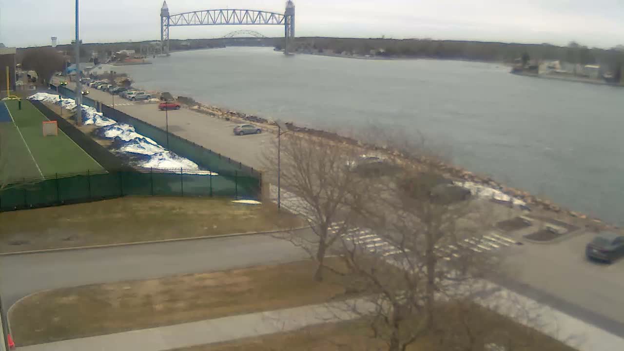 Cape Cod Canal & Railroad Bridge Live Cam - Bourne, Barnstable, Massachusetts, USA
