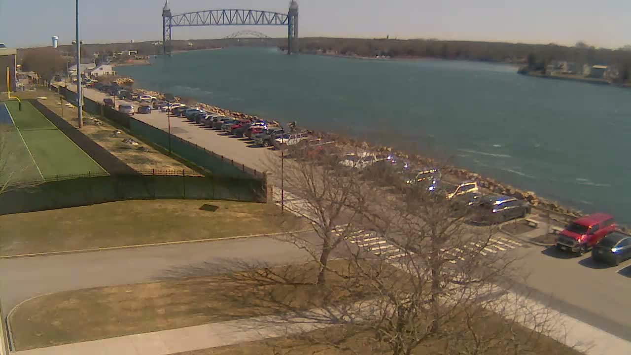 Cape Cod Canal & Railroad Bridge Live Cam - Bourne, Barnstable, Massachusetts, USA