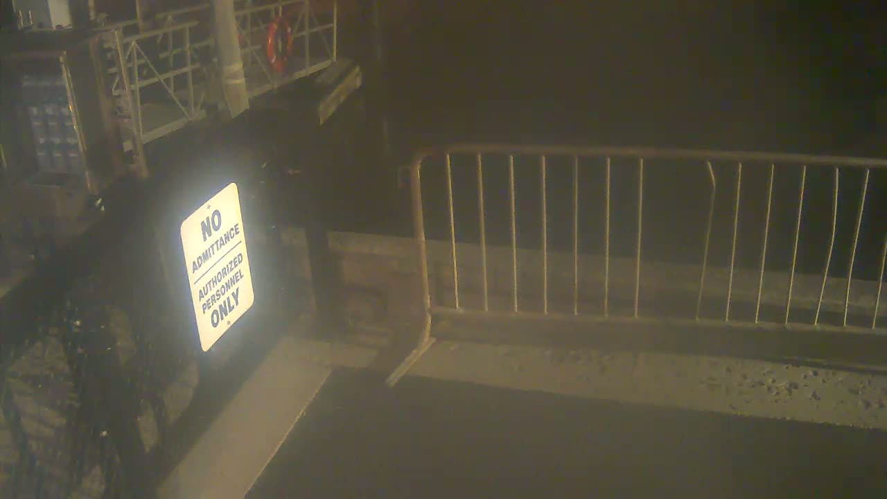 Bourne, Massachusetts Maritime Academy Pier Live Cam - Bourne, Barnstable, Massachusetts, USA