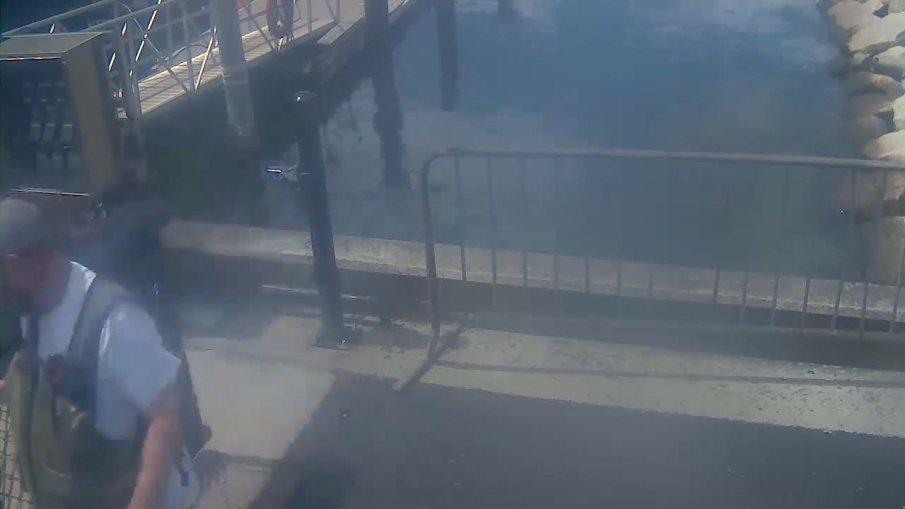 Bourne, Massachusetts Maritime Academy Pier Live Cam - Bourne, Barnstable, Massachusetts, USA