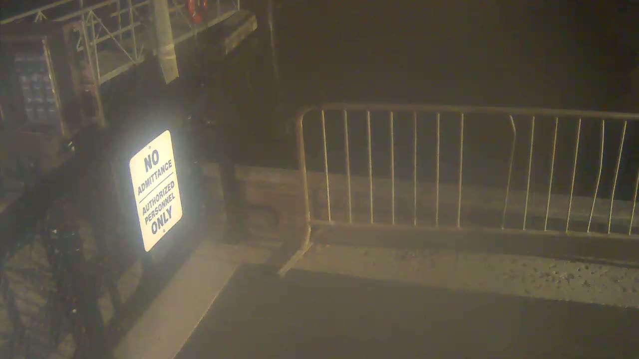 Bourne, Massachusetts Maritime Academy Pier Live Cam - Bourne, Barnstable, Massachusetts, USA