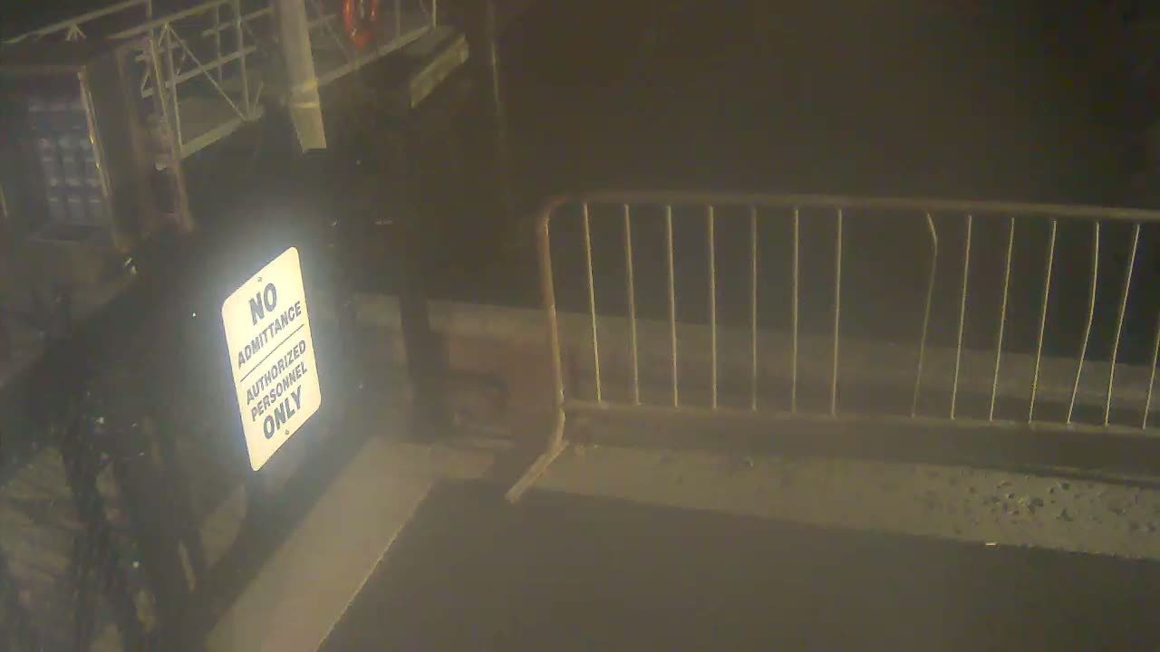 Bourne, Massachusetts Maritime Academy Pier Live Cam - Bourne, Barnstable, Massachusetts, USA