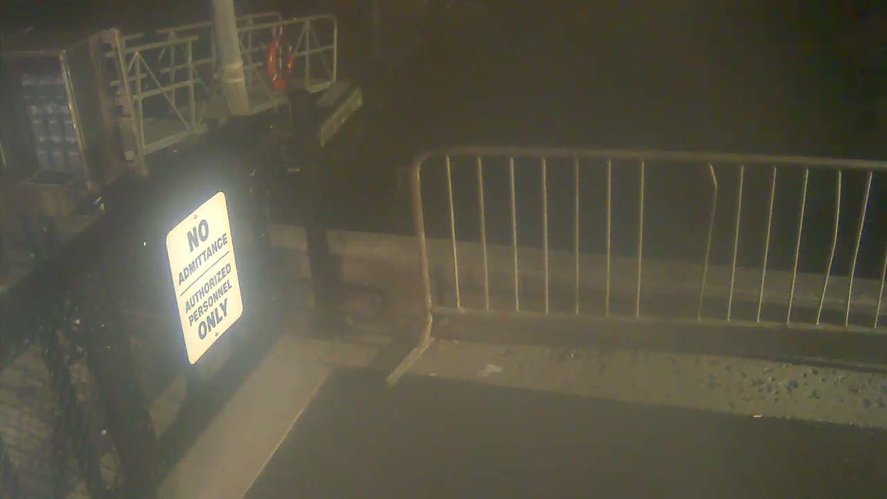 Bourne, Massachusetts Maritime Academy Pier Live Cam - Bourne, Barnstable, Massachusetts, USA