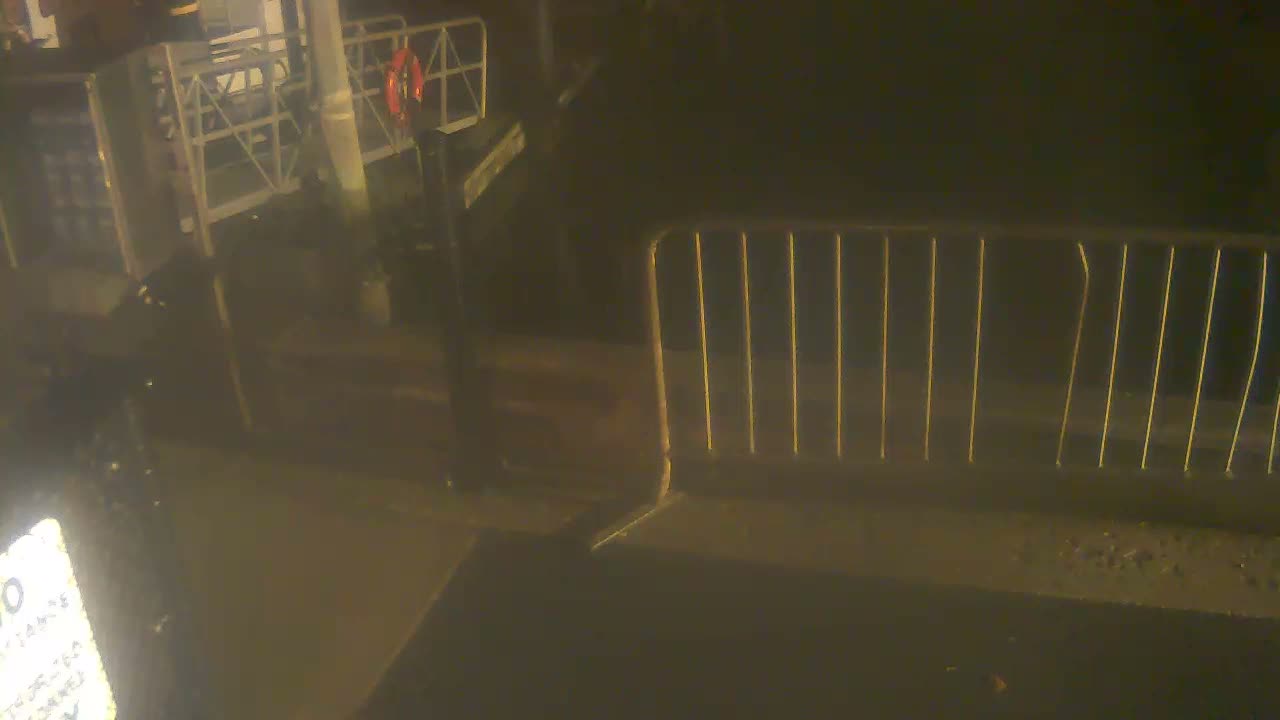 Bourne, Massachusetts Maritime Academy Pier Live Cam - Bourne, Barnstable, Massachusetts, USA