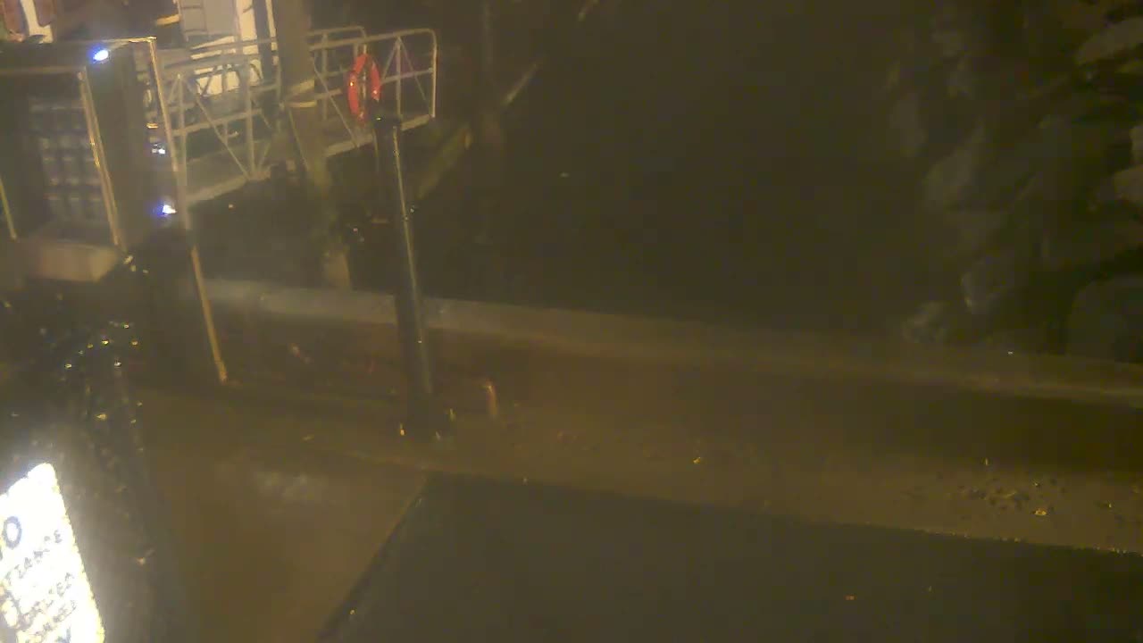 Bourne, Massachusetts Maritime Academy Pier Live Cam - Bourne, Barnstable, Massachusetts, USA