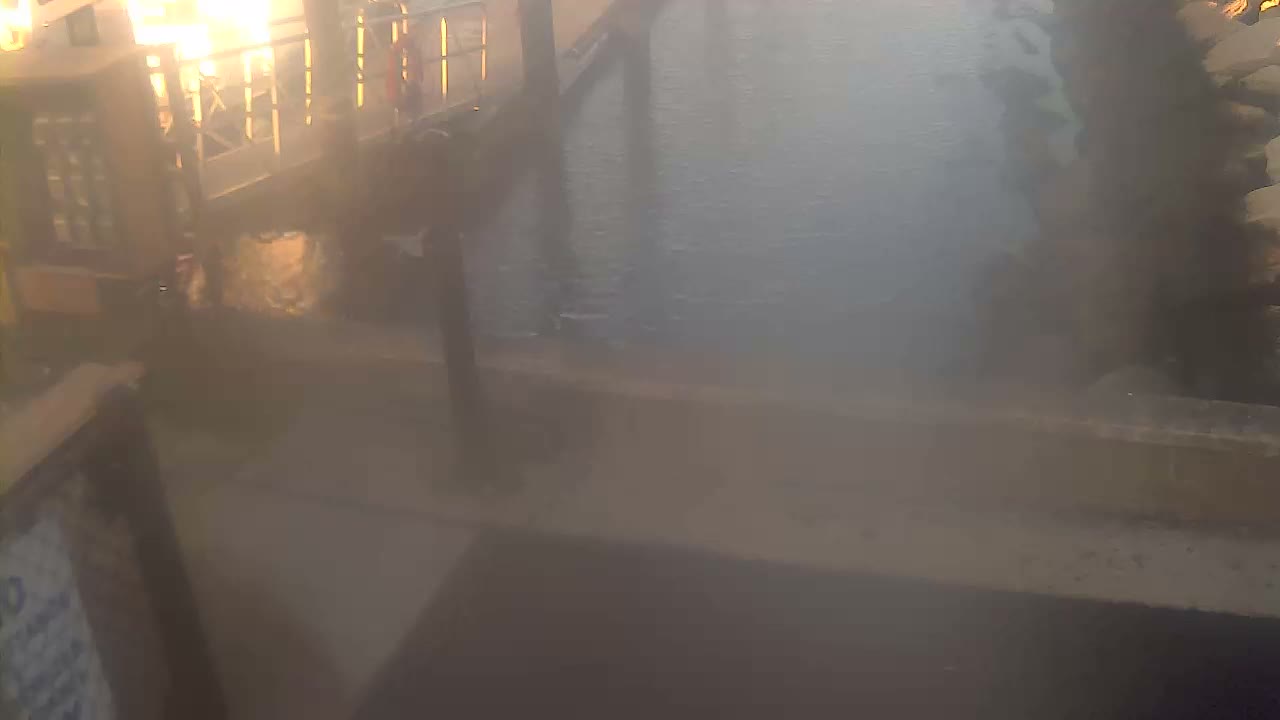 Bourne, Massachusetts Maritime Academy Pier Live Cam - Bourne, Barnstable, Massachusetts, USA