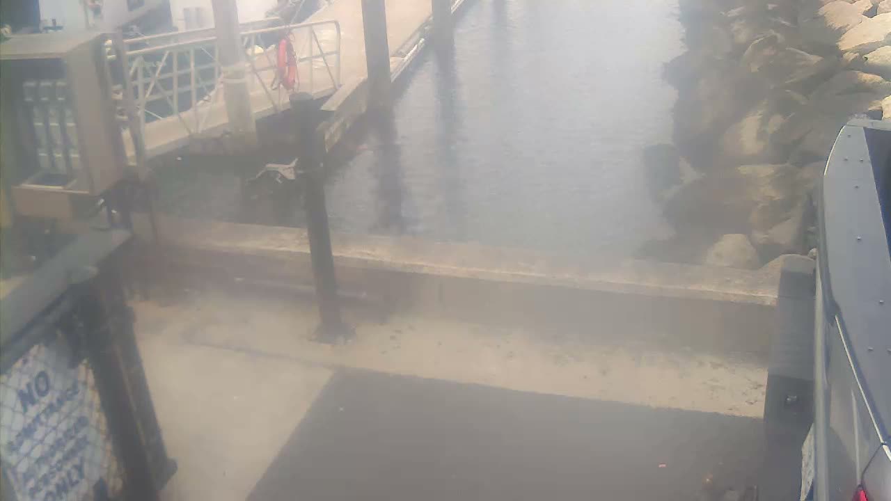 Bourne, Massachusetts Maritime Academy Pier Live Cam - Bourne, Barnstable, Massachusetts, USA