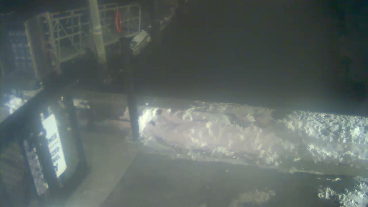Bourne, Massachusetts Maritime Academy Pier Live Cam - Bourne, Barnstable, Massachusetts, USA