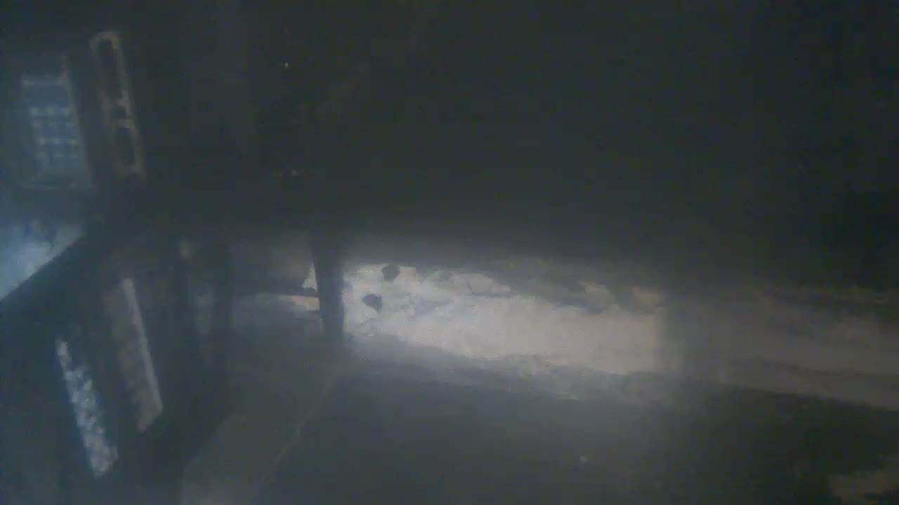 Bourne, Massachusetts Maritime Academy Pier Live Cam - Bourne, Barnstable, Massachusetts, USA