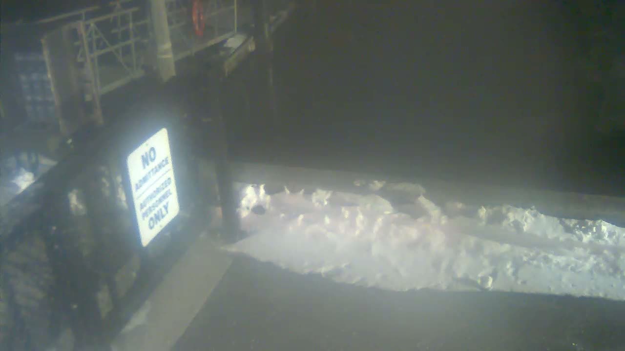 Bourne, Massachusetts Maritime Academy Pier Live Cam - Bourne, Barnstable, Massachusetts, USA