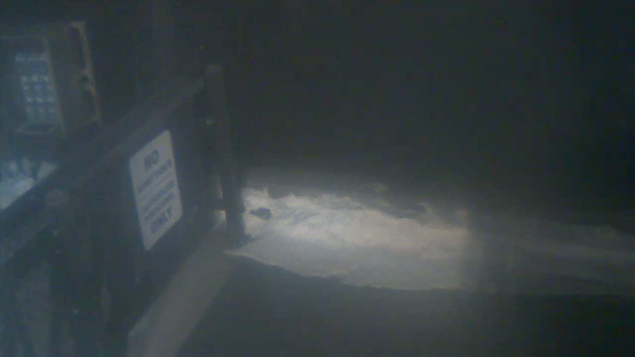 Bourne, Massachusetts Maritime Academy Pier Live Cam - Bourne, Barnstable, Massachusetts, USA
