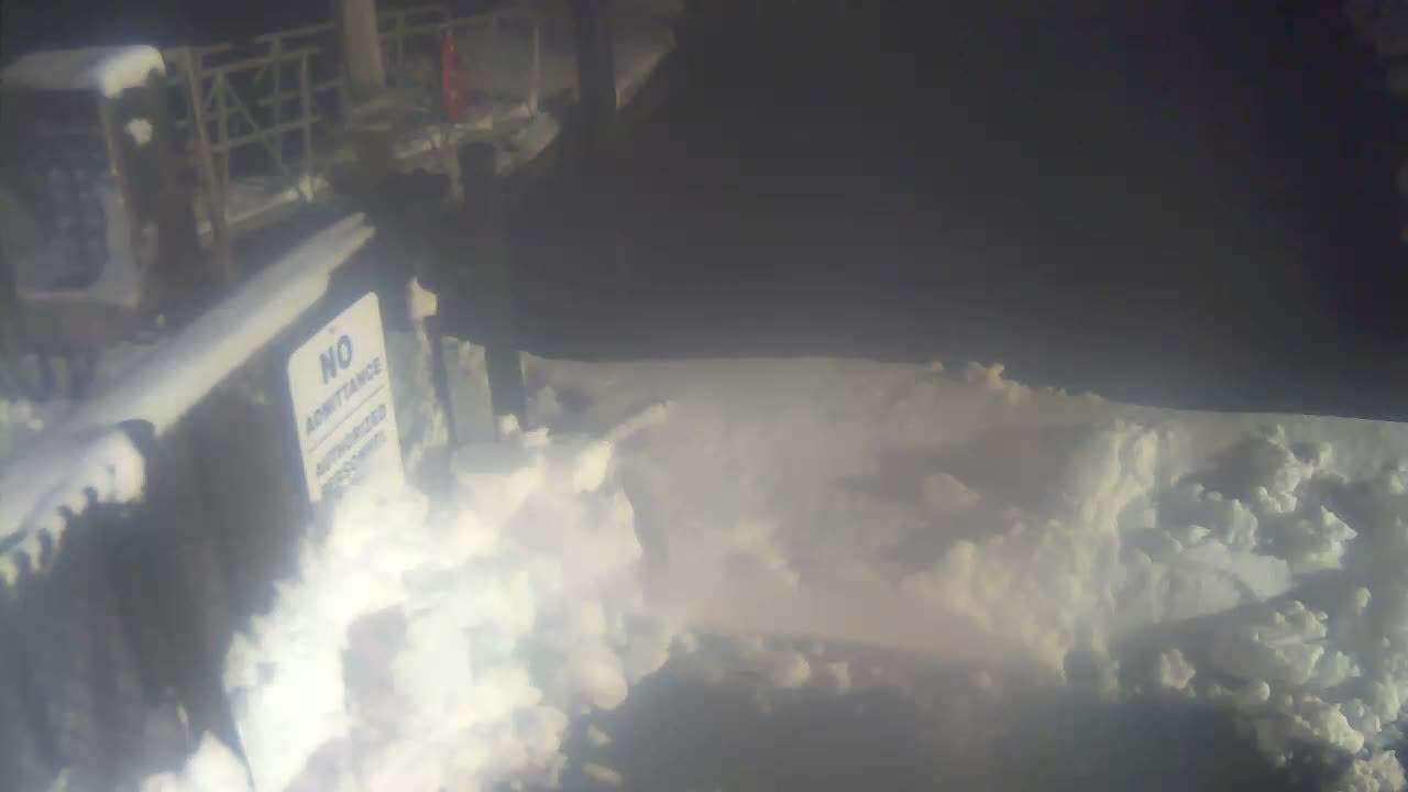 Bourne, Massachusetts Maritime Academy Pier Live Cam - Bourne, Barnstable, Massachusetts, USA