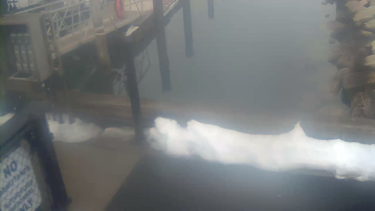 Bourne, Massachusetts Maritime Academy Pier Live Cam - Bourne, Barnstable, Massachusetts, USA