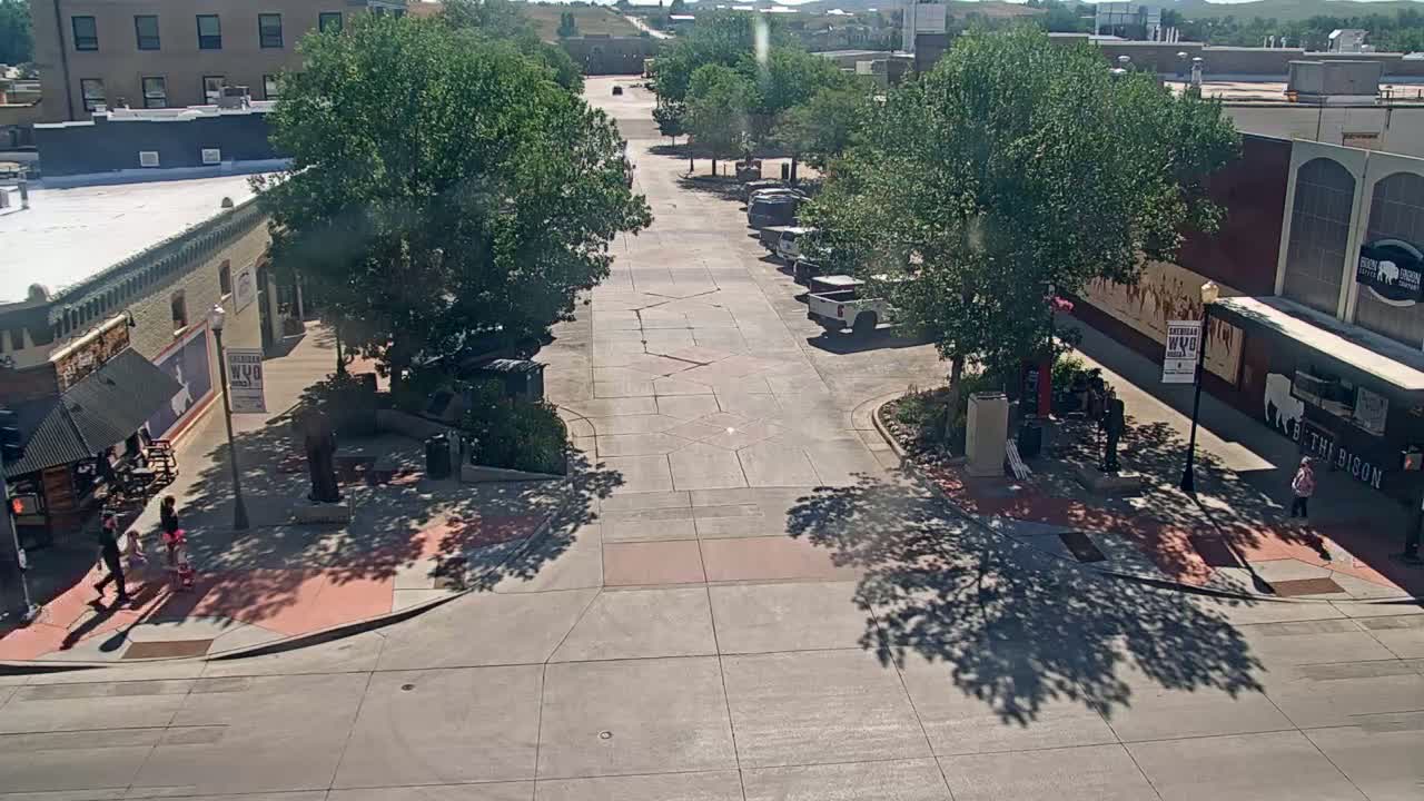 Sheridan, Grinnell Plaza & East Grinnell Street  Live Cam - Sheridan, Sheridan County, Wyoming, USA