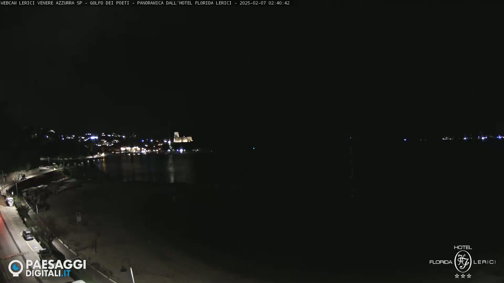  Lerici Venere Azzurra Beach Live Cam - La Spezia, Liguria, Italy