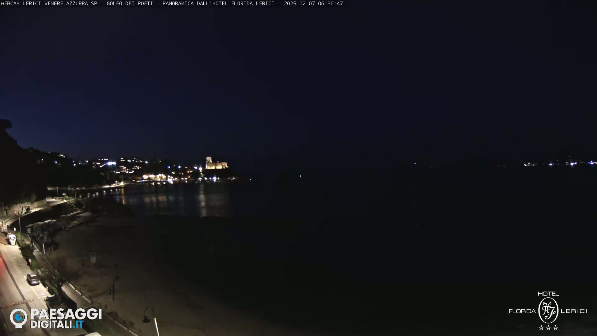  Lerici Venere Azzurra Beach Live Cam - La Spezia, Liguria, Italy