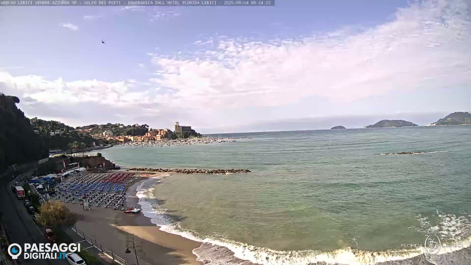  Lerici Venere Azzurra Beach Live Cam - La Spezia, Liguria, Italy