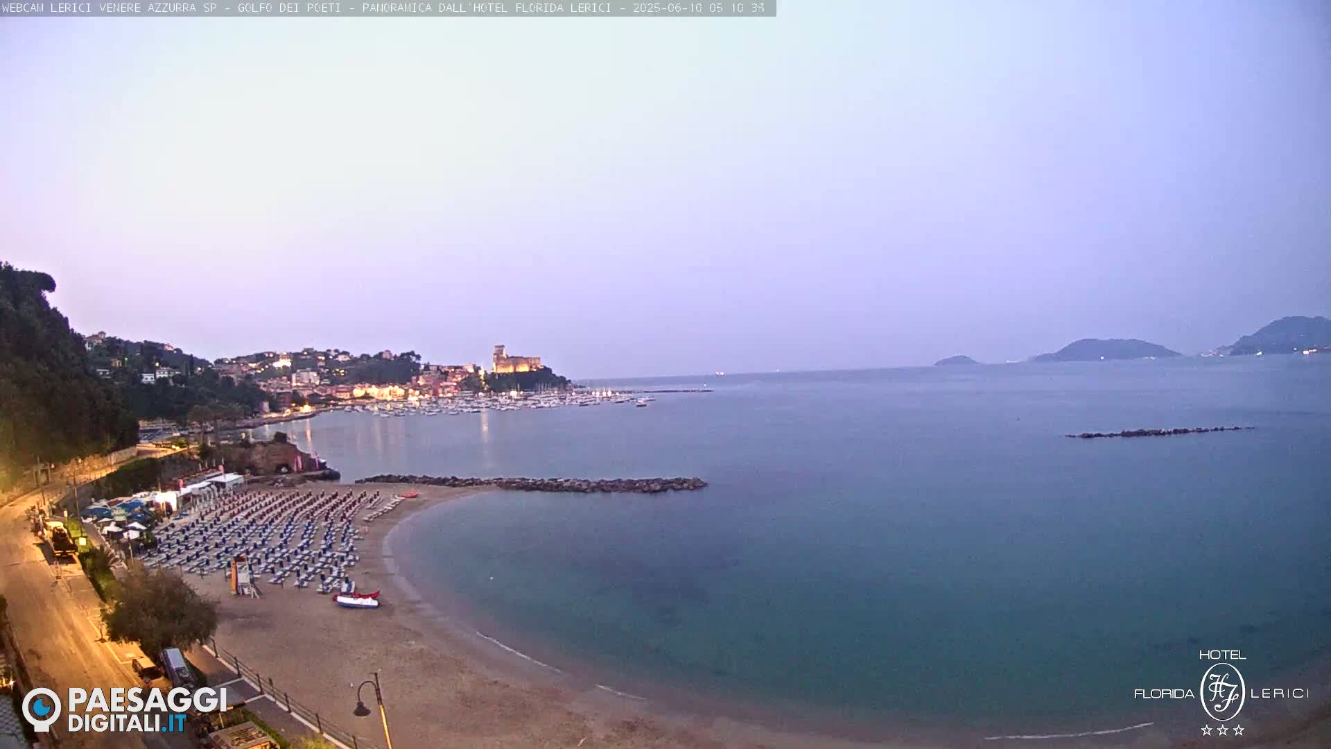  Lerici Venere Azzurra Beach Live Cam - La Spezia, Liguria, Italy