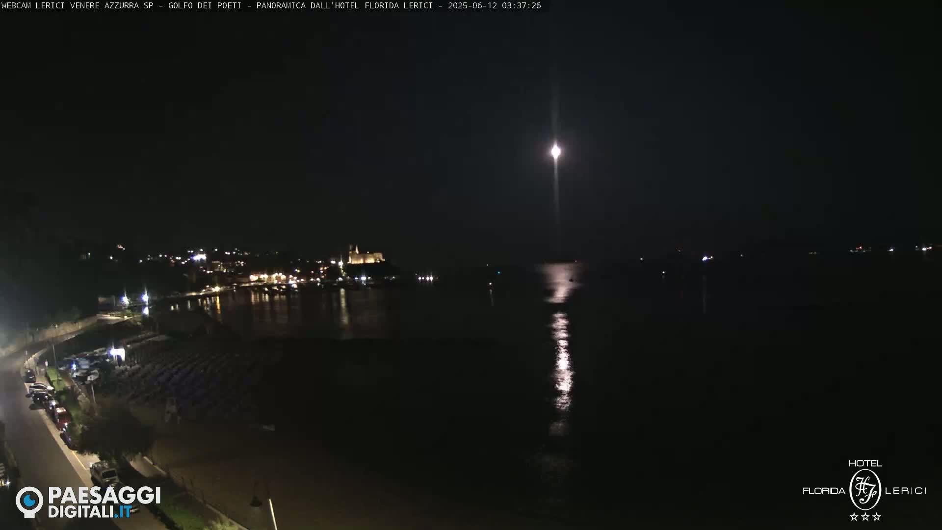  Lerici Venere Azzurra Beach Live Cam - La Spezia, Liguria, Italy