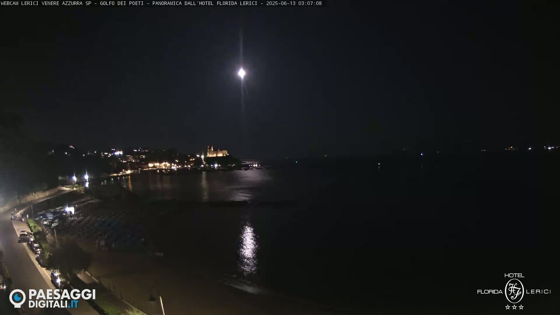  Lerici Venere Azzurra Beach Live Cam - La Spezia, Liguria, Italy