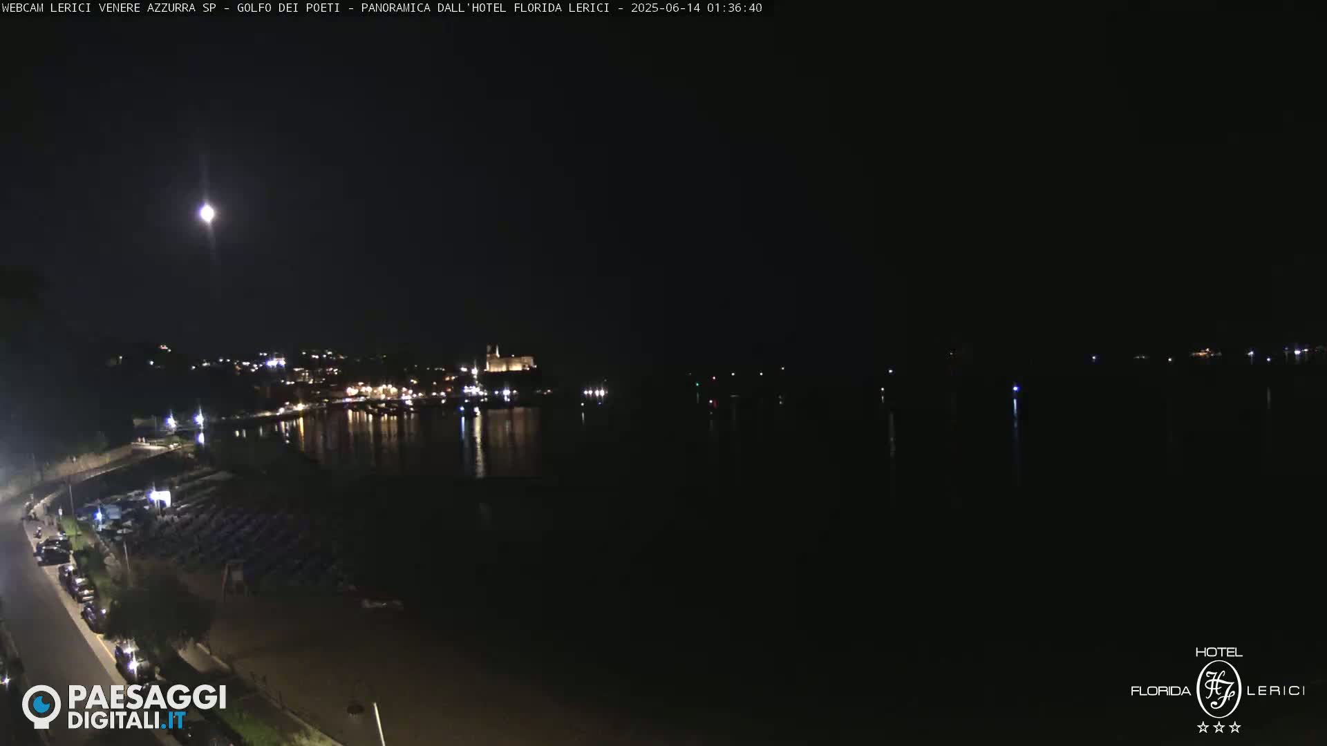  Lerici Venere Azzurra Beach Live Cam - La Spezia, Liguria, Italy