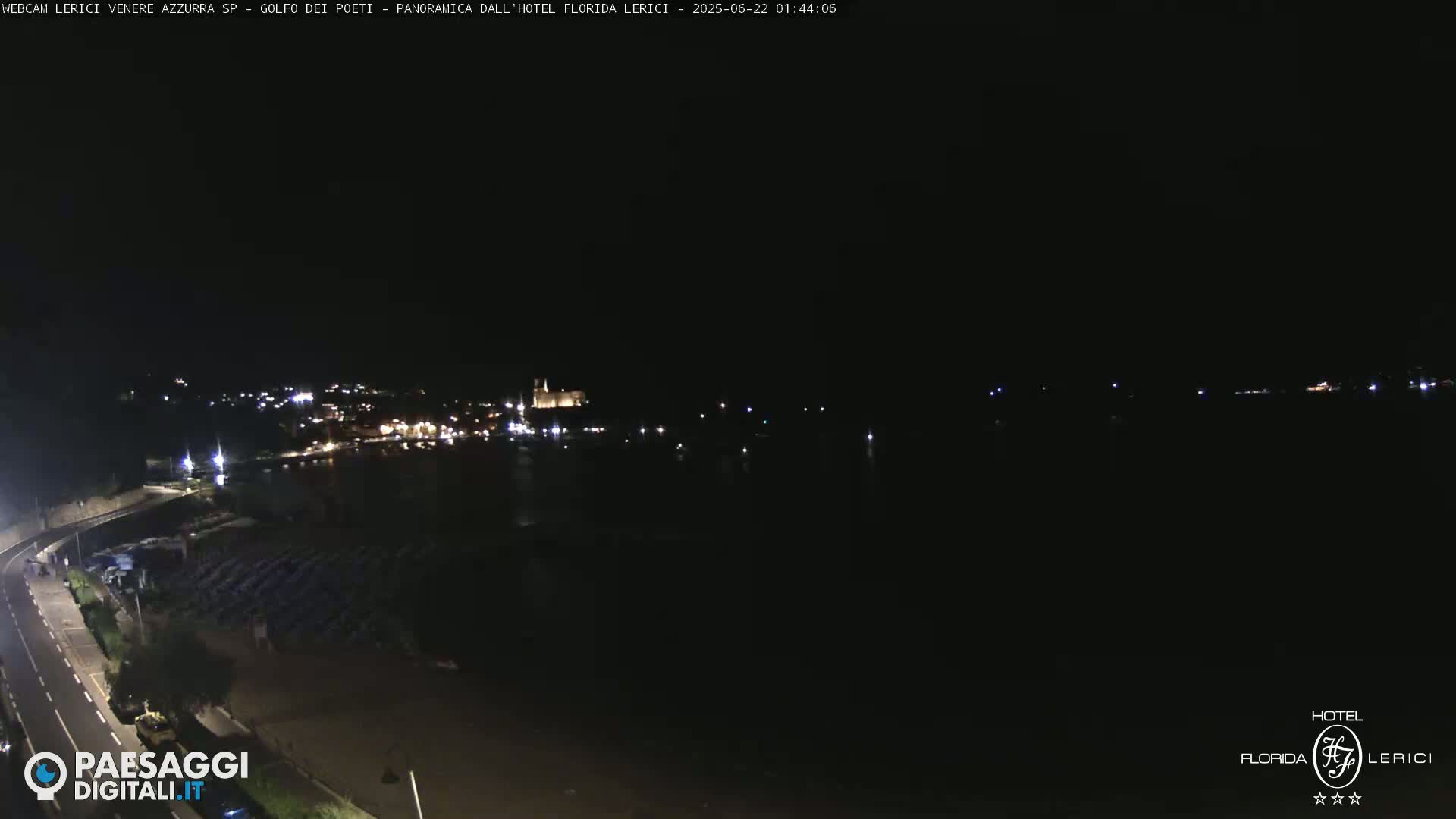  Lerici Venere Azzurra Beach Live Cam - La Spezia, Liguria, Italy