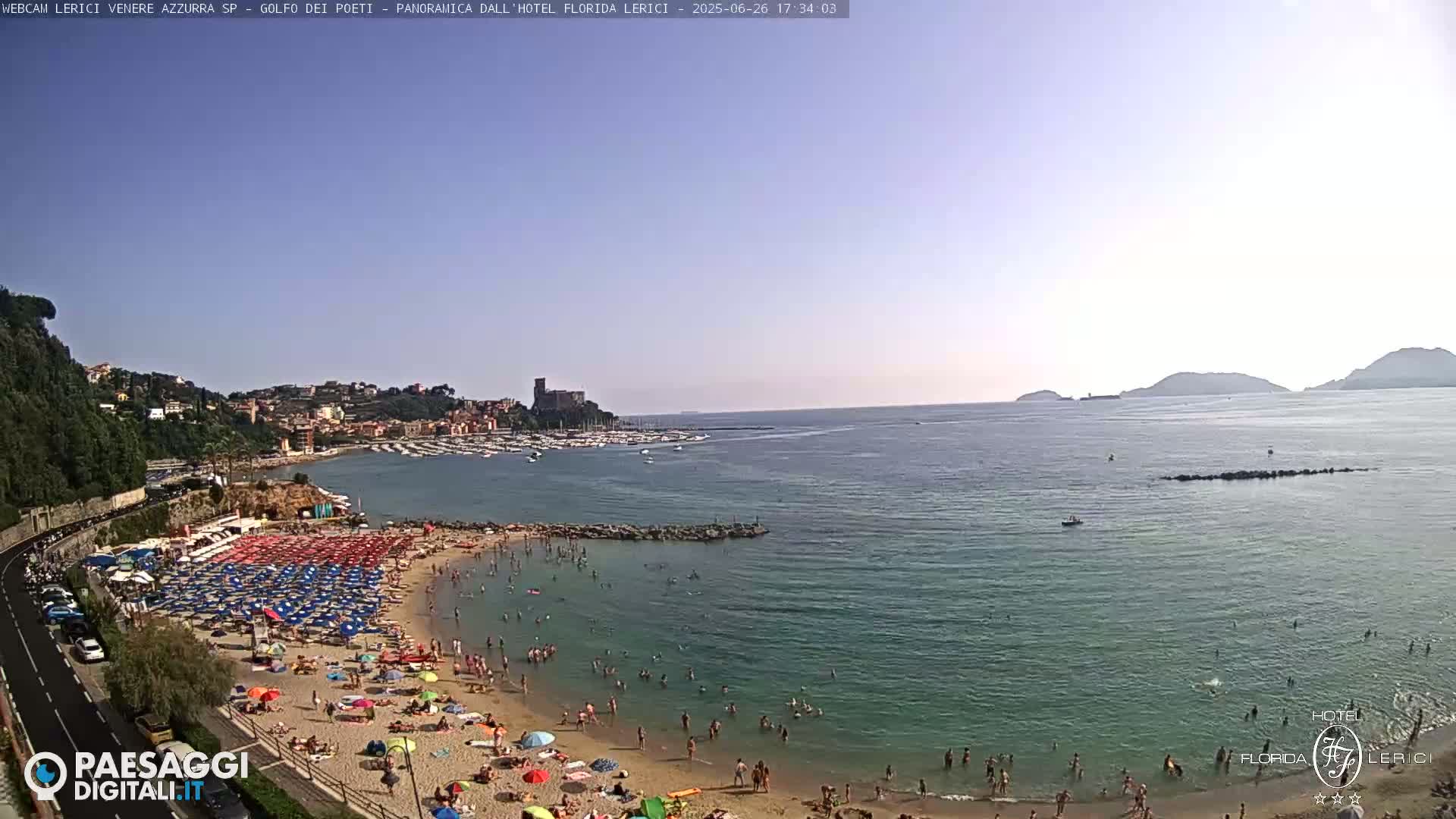  Lerici Venere Azzurra Beach Live Cam - La Spezia, Liguria, Italy
