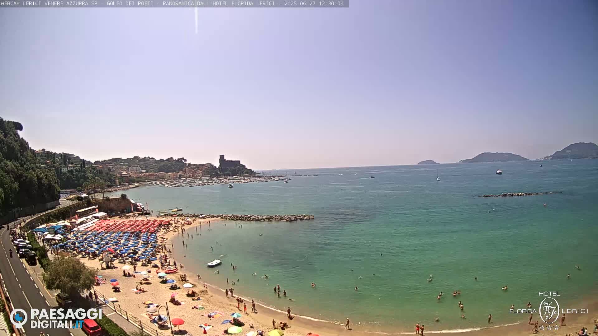  Lerici Venere Azzurra Beach Live Cam - La Spezia, Liguria, Italy