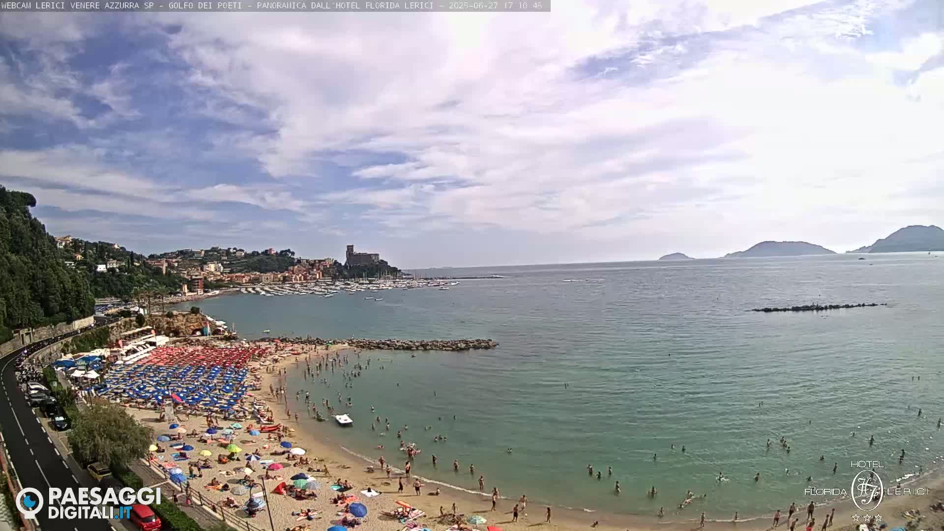  Lerici Venere Azzurra Beach Live Cam - La Spezia, Liguria, Italy