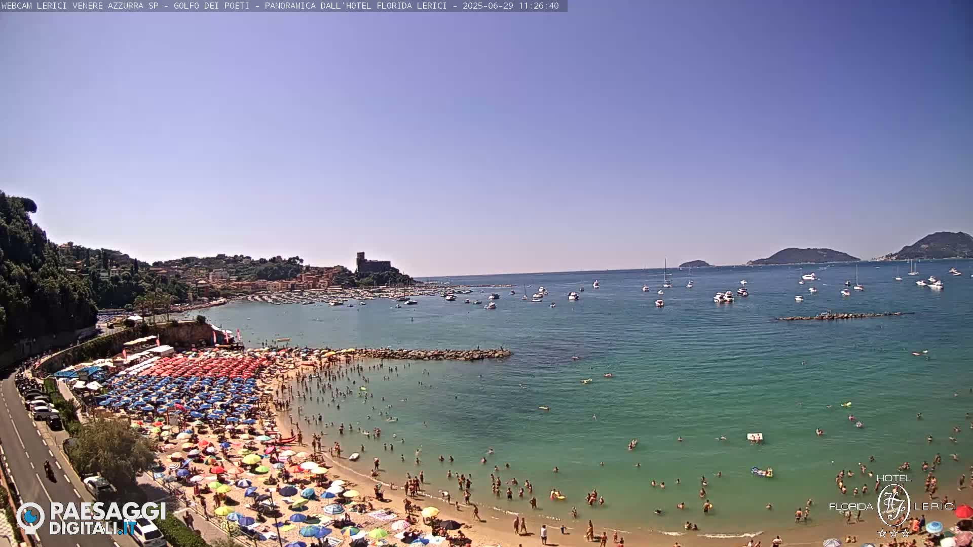  Lerici Venere Azzurra Beach Live Cam - La Spezia, Liguria, Italy
