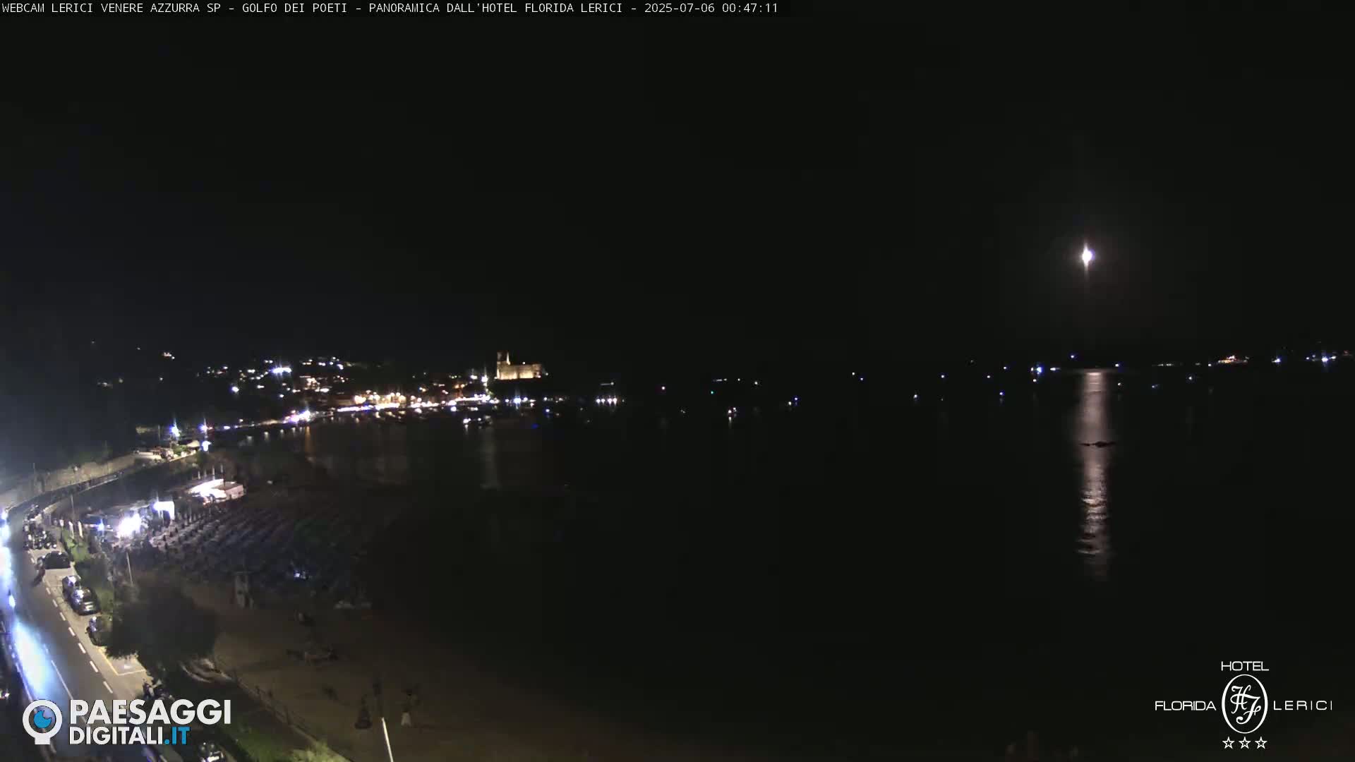 Lerici Venere Azzurra Beach Live Cam - La Spezia, Liguria, Italy