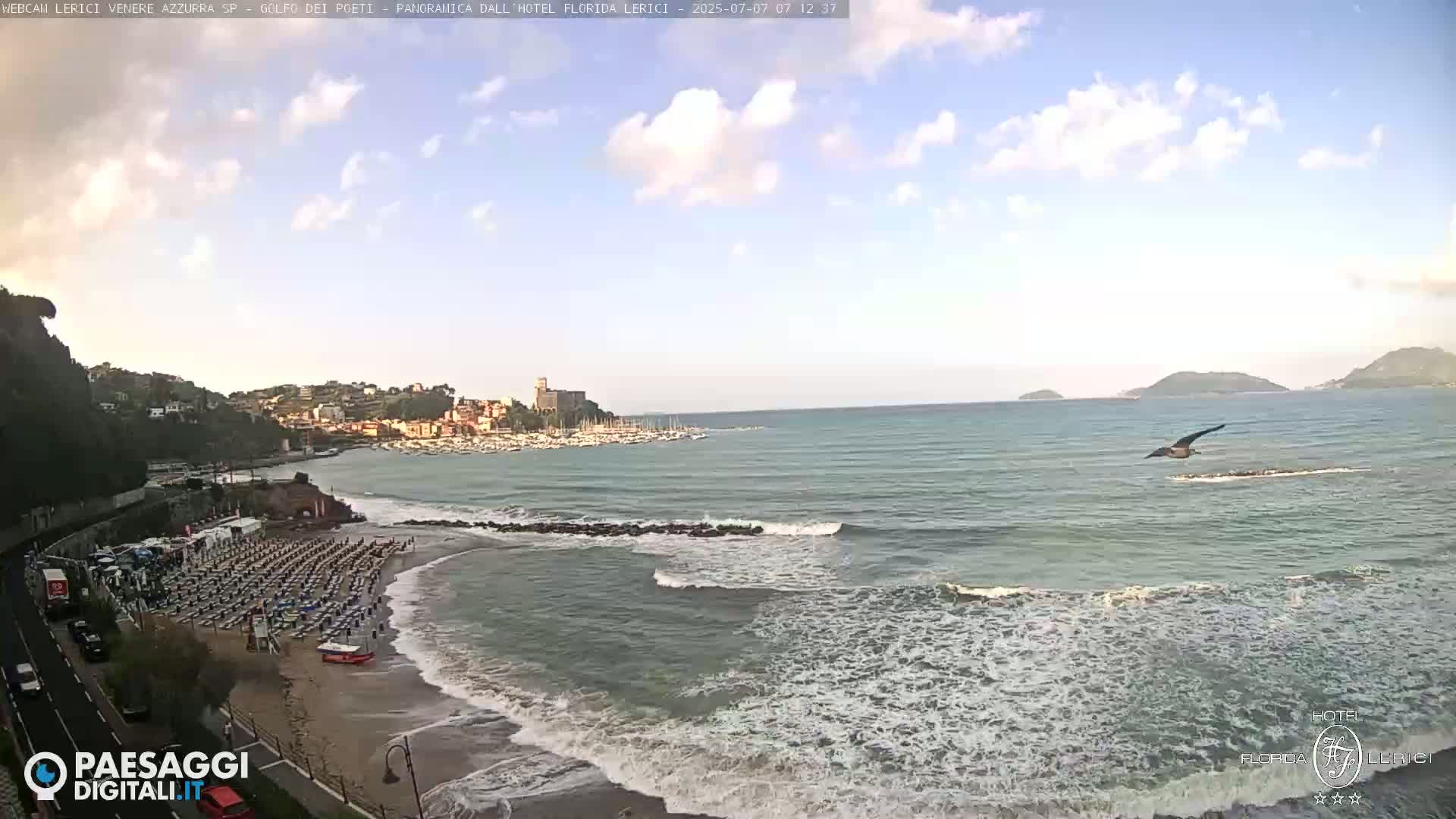  Lerici Venere Azzurra Beach Live Cam - La Spezia, Liguria, Italy