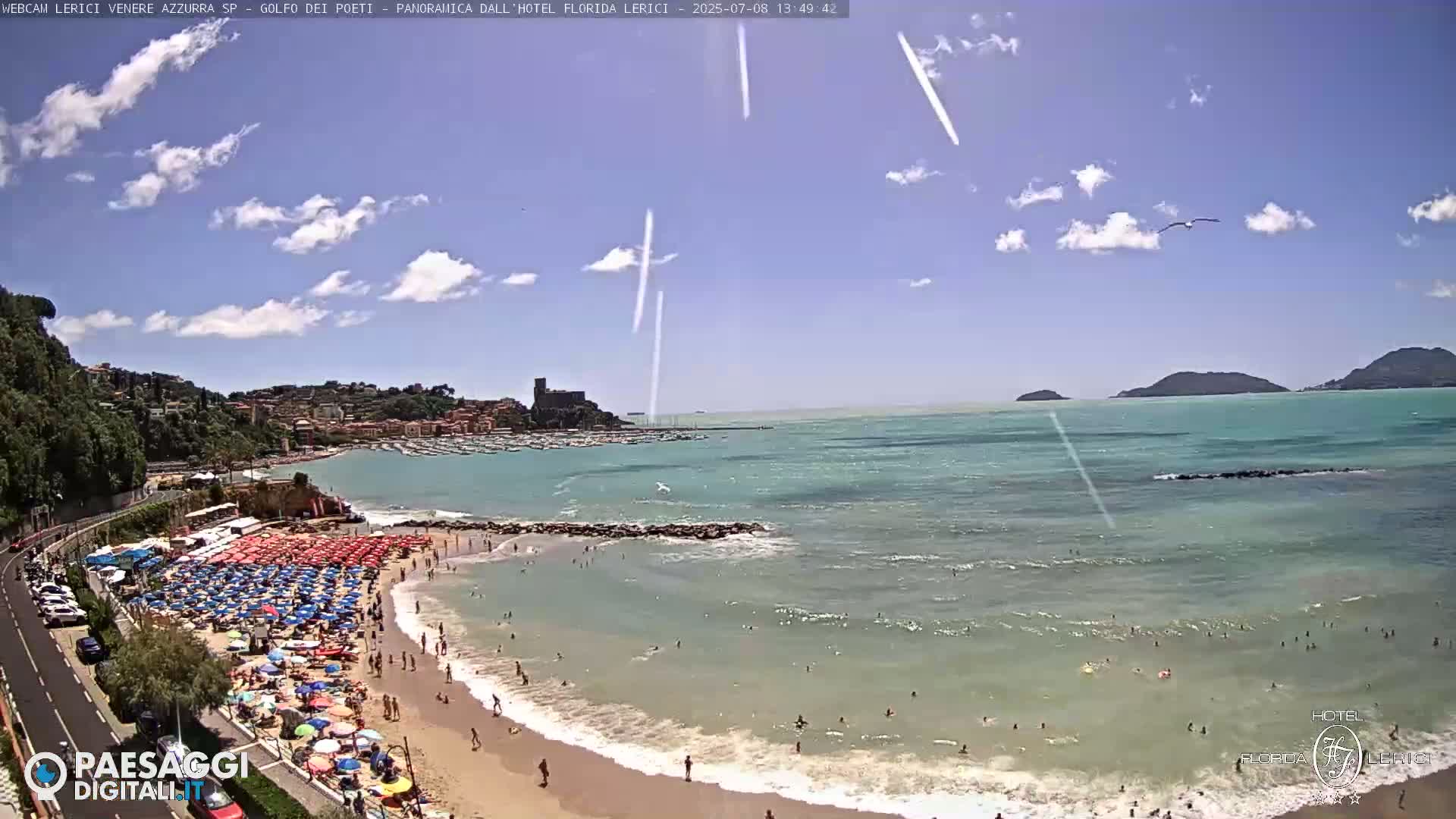  Lerici Venere Azzurra Beach Live Cam - La Spezia, Liguria, Italy