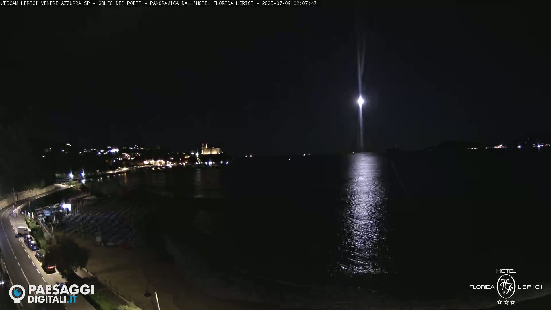  Lerici Venere Azzurra Beach Live Cam - La Spezia, Liguria, Italy