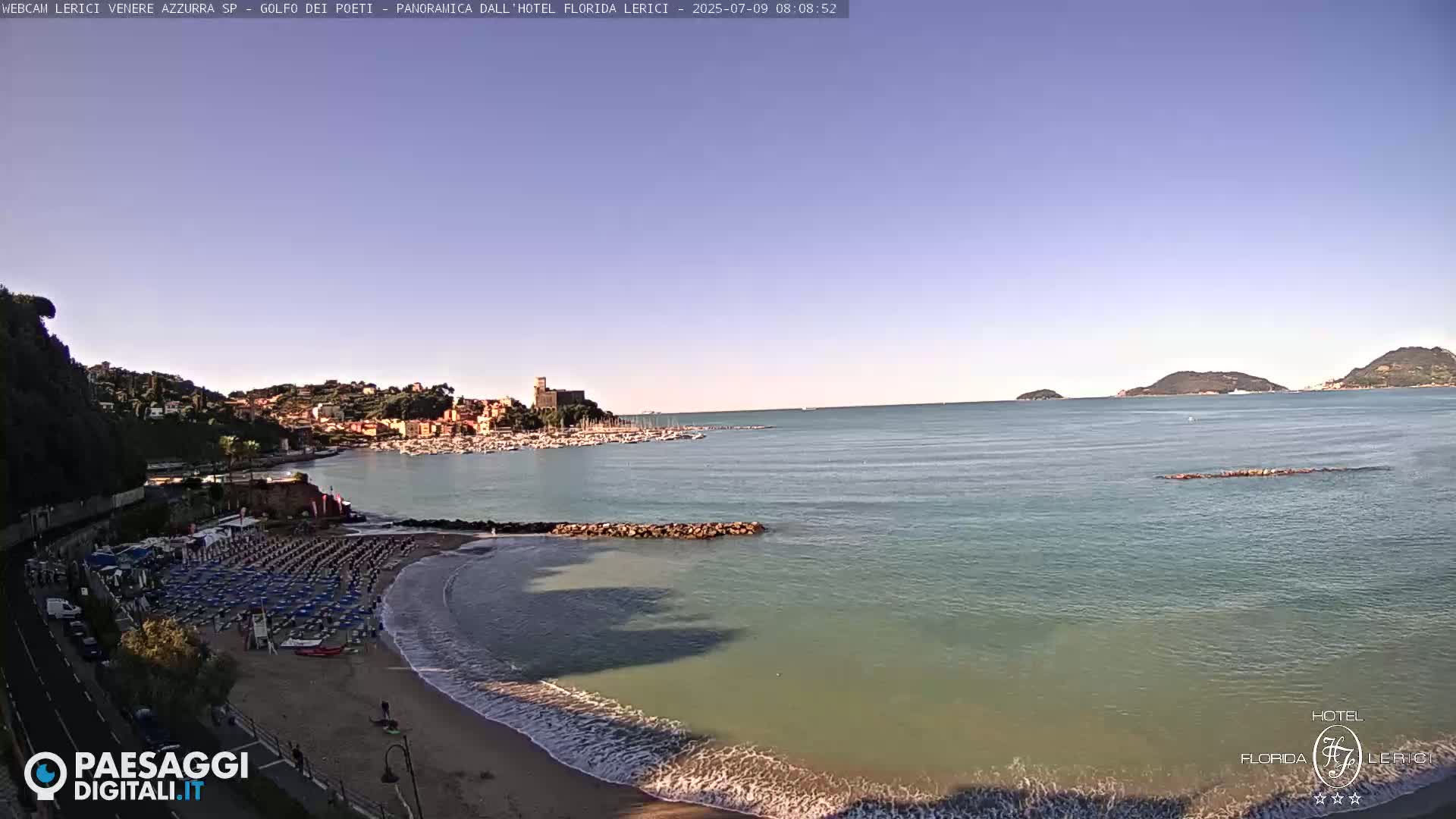  Lerici Venere Azzurra Beach Live Cam - La Spezia, Liguria, Italy