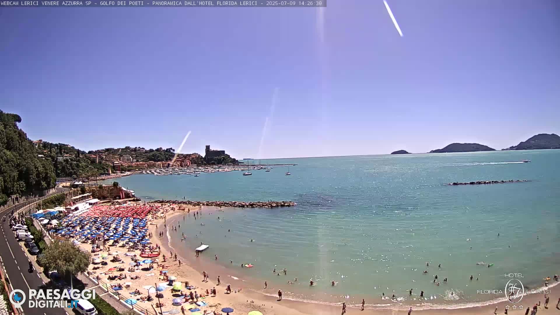  Lerici Venere Azzurra Beach Live Cam - La Spezia, Liguria, Italy