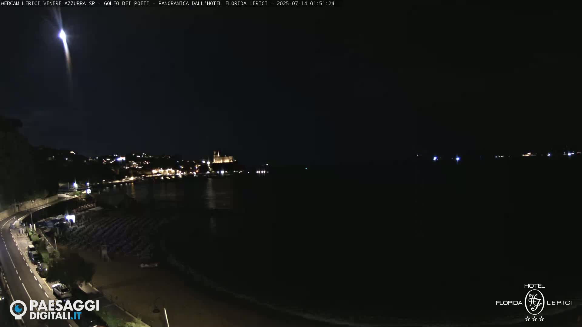  Lerici Venere Azzurra Beach Live Cam - La Spezia, Liguria, Italy