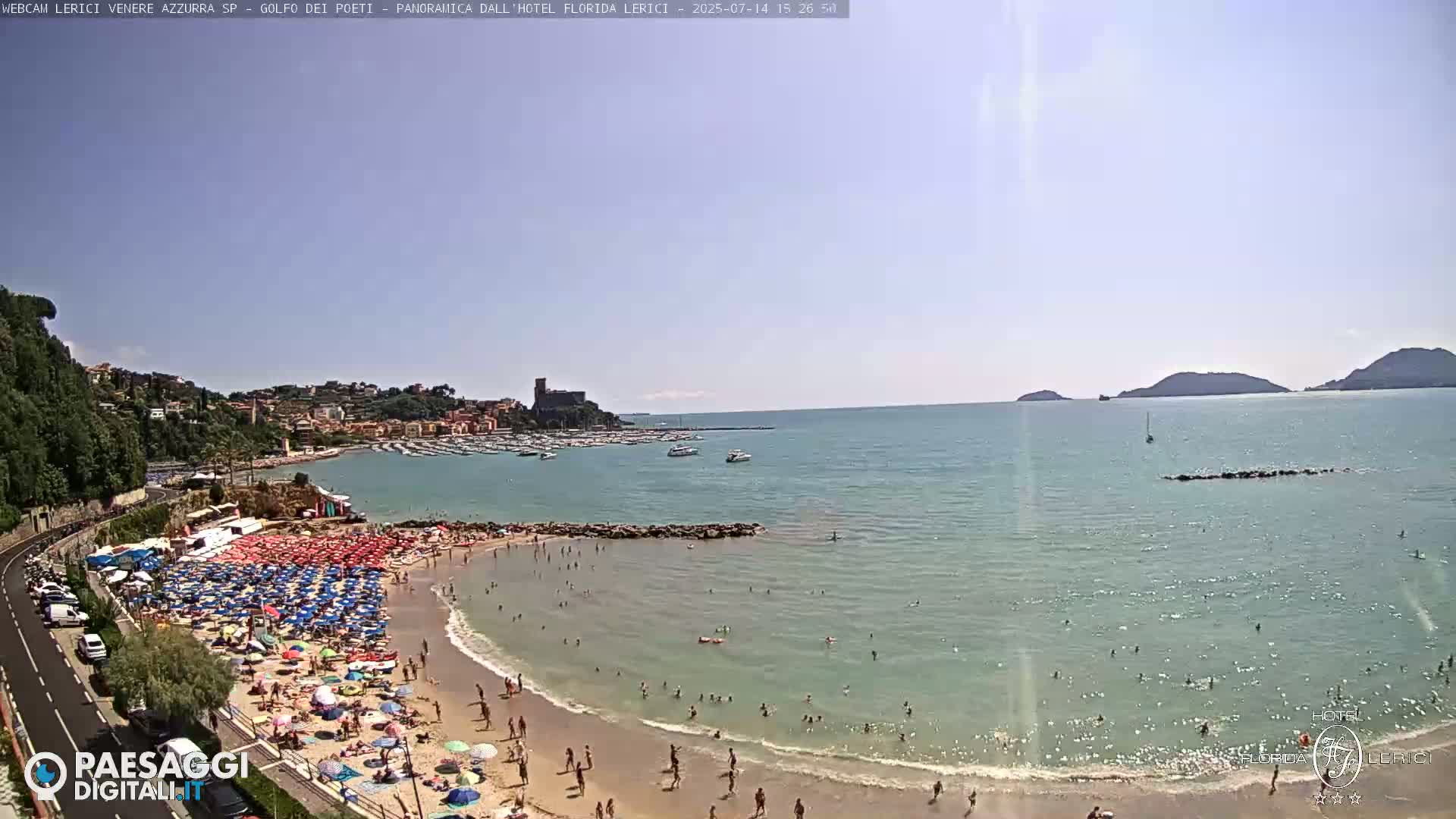  Lerici Venere Azzurra Beach Live Cam - La Spezia, Liguria, Italy