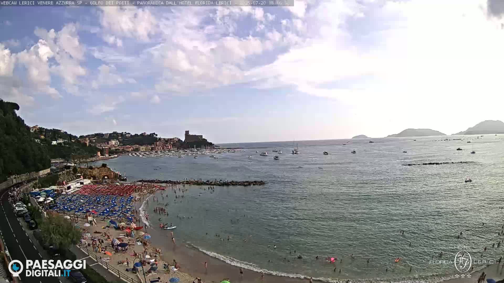  Lerici Venere Azzurra Beach Live Cam - La Spezia, Liguria, Italy