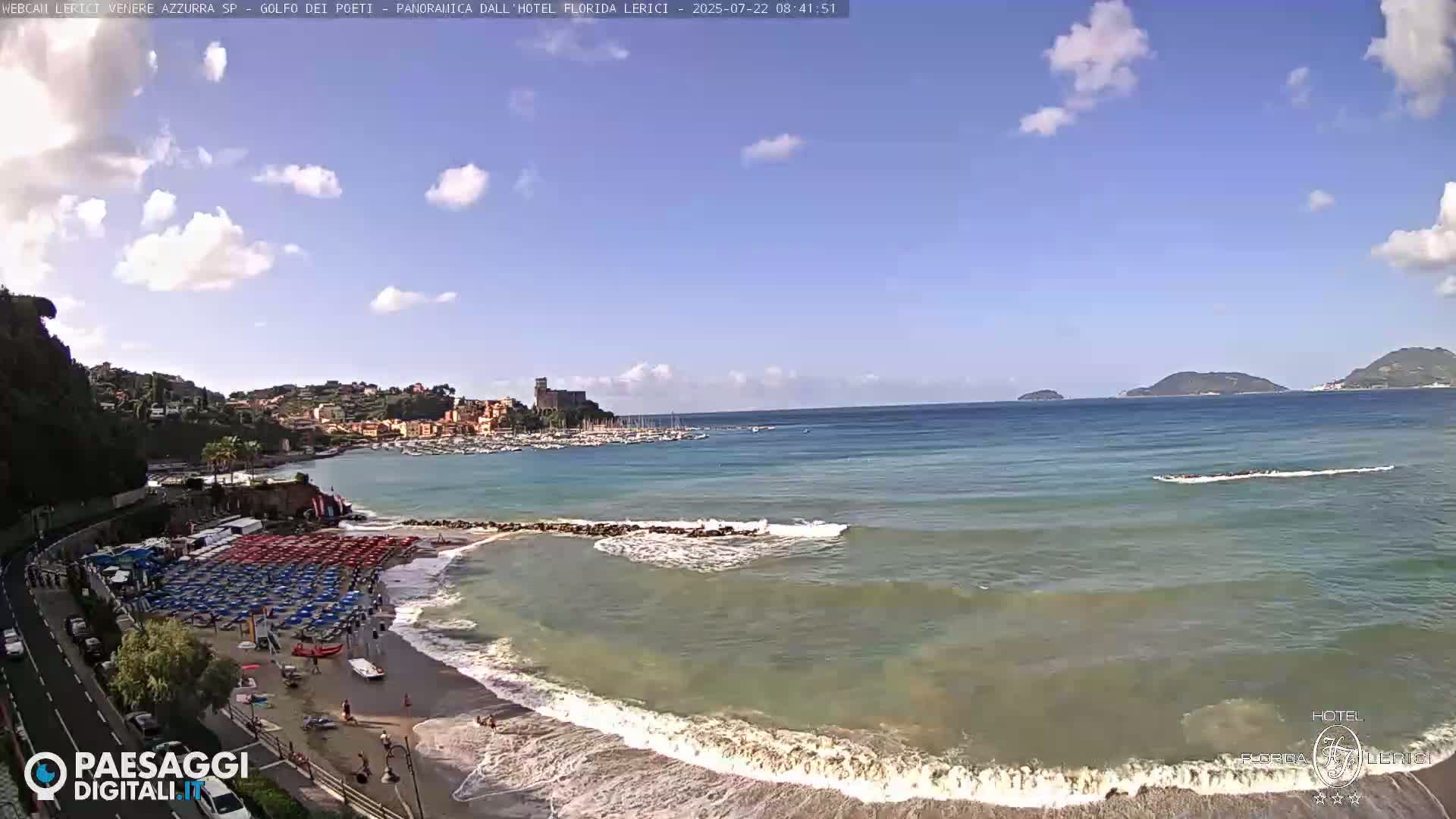  Lerici Venere Azzurra Beach Live Cam - La Spezia, Liguria, Italy