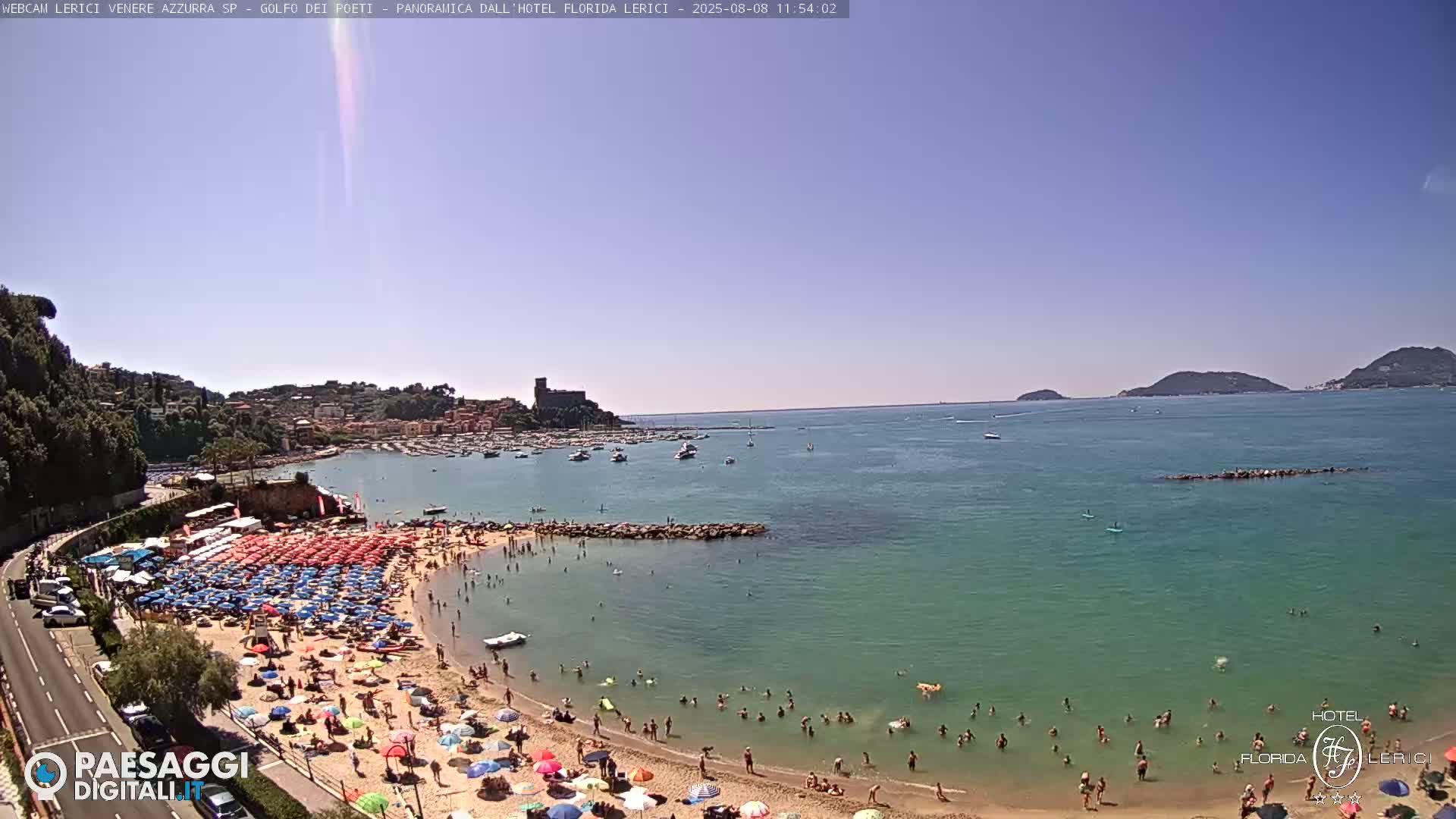  Lerici Venere Azzurra Beach Live Cam - La Spezia, Liguria, Italy