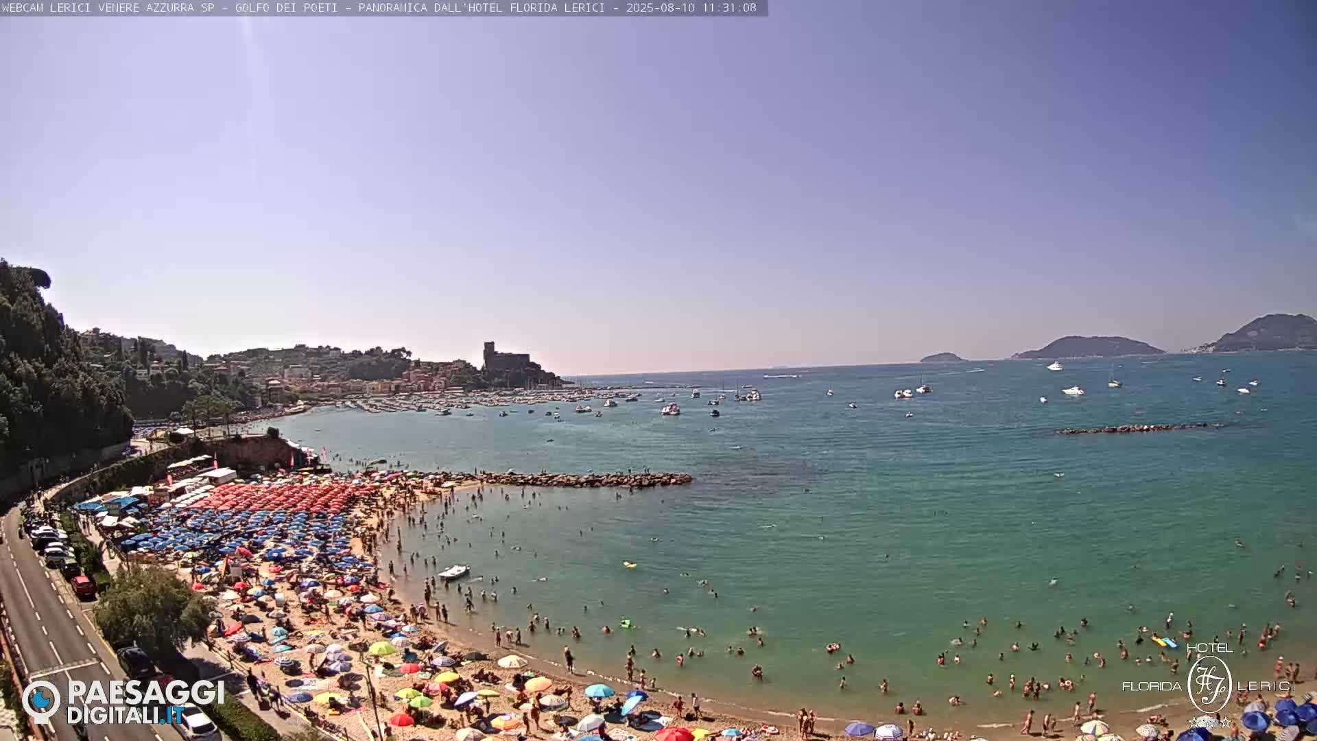  Lerici Venere Azzurra Beach Live Cam - La Spezia, Liguria, Italy