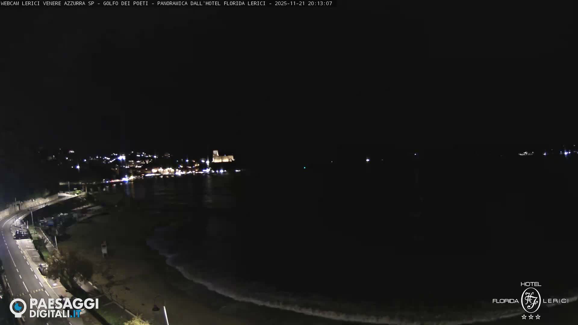  Lerici Venere Azzurra Beach Live Cam - La Spezia, Liguria, Italy