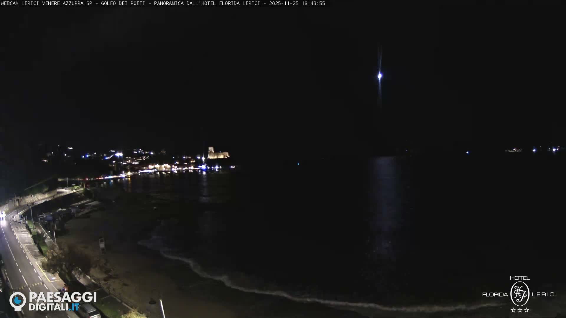  Lerici Venere Azzurra Beach Live Cam - La Spezia, Liguria, Italy