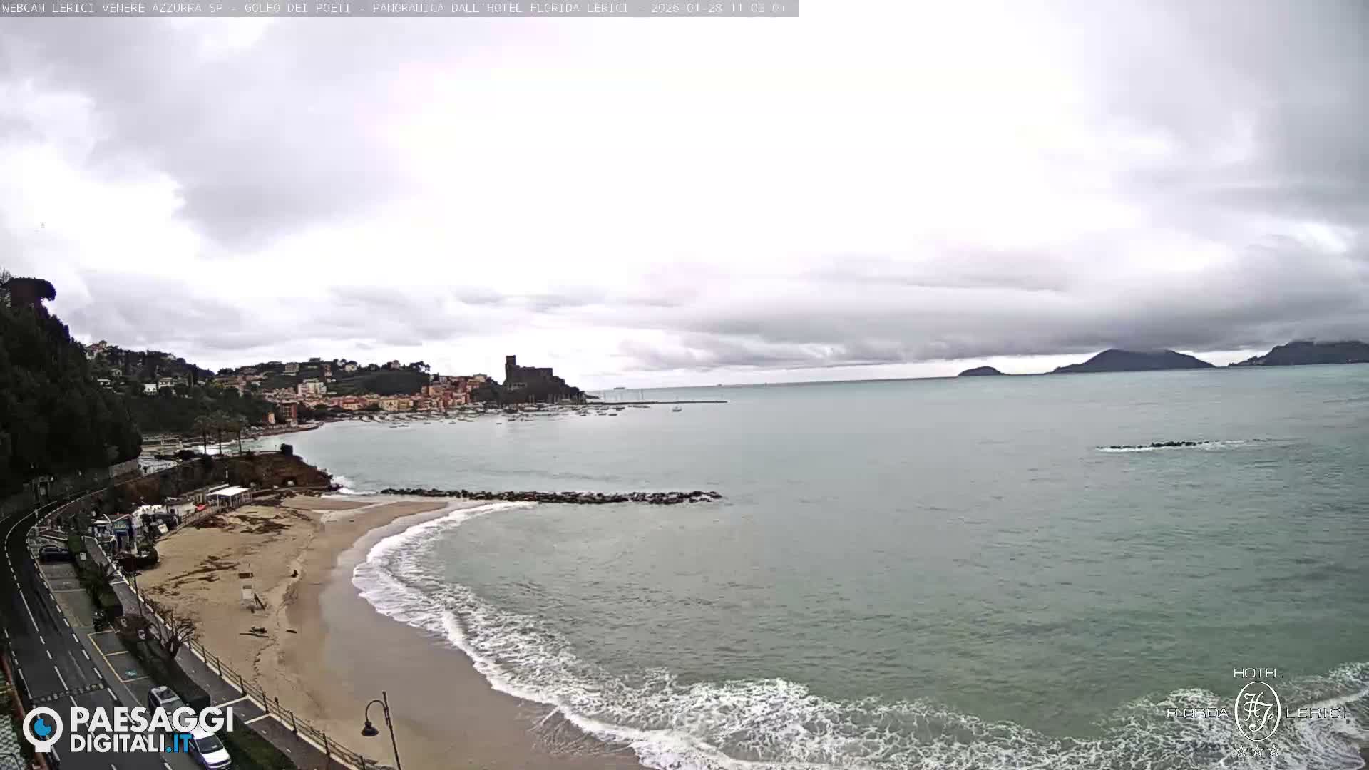  Lerici Venere Azzurra Beach Live Cam - La Spezia, Liguria, Italy