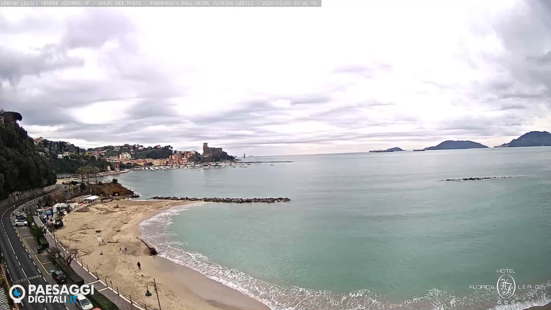  Lerici Venere Azzurra Beach Live Cam - La Spezia, Liguria, Italy
