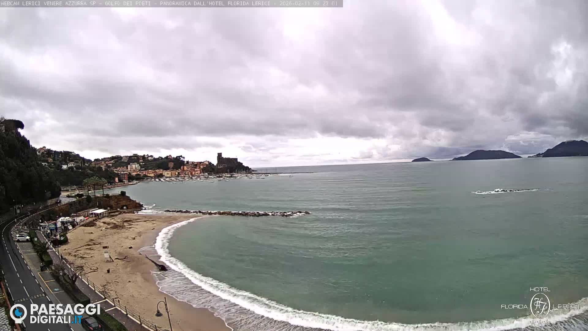  Lerici Venere Azzurra Beach Live Cam - La Spezia, Liguria, Italy