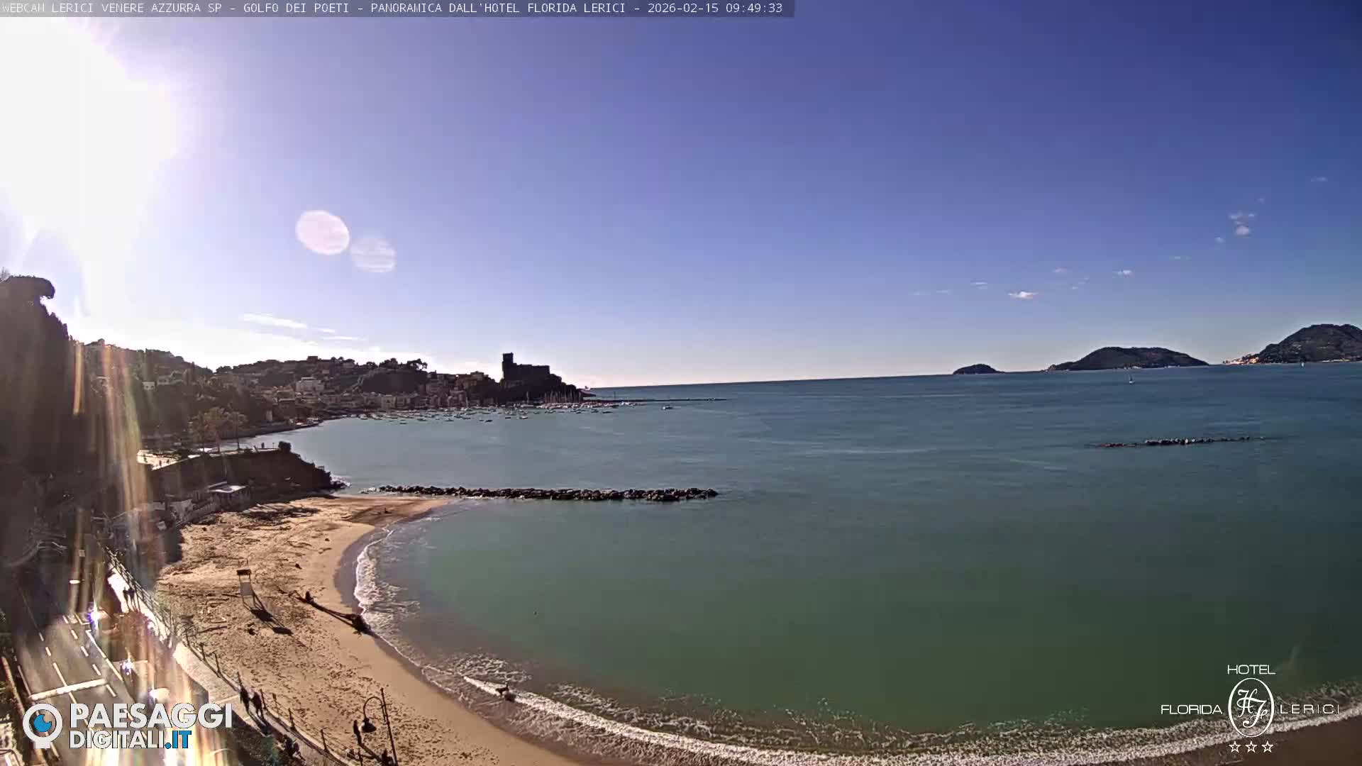  Lerici Venere Azzurra Beach Live Cam - La Spezia, Liguria, Italy