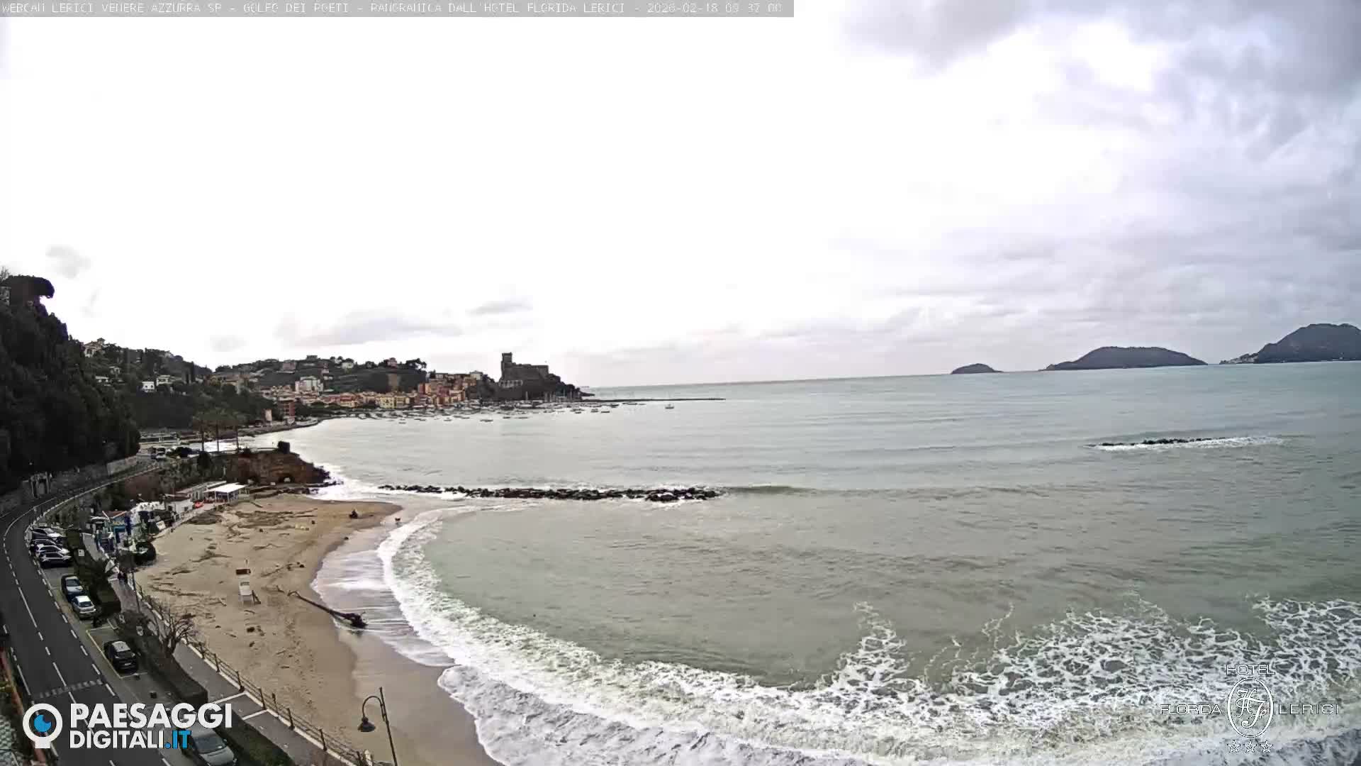  Lerici Venere Azzurra Beach Live Cam - La Spezia, Liguria, Italy