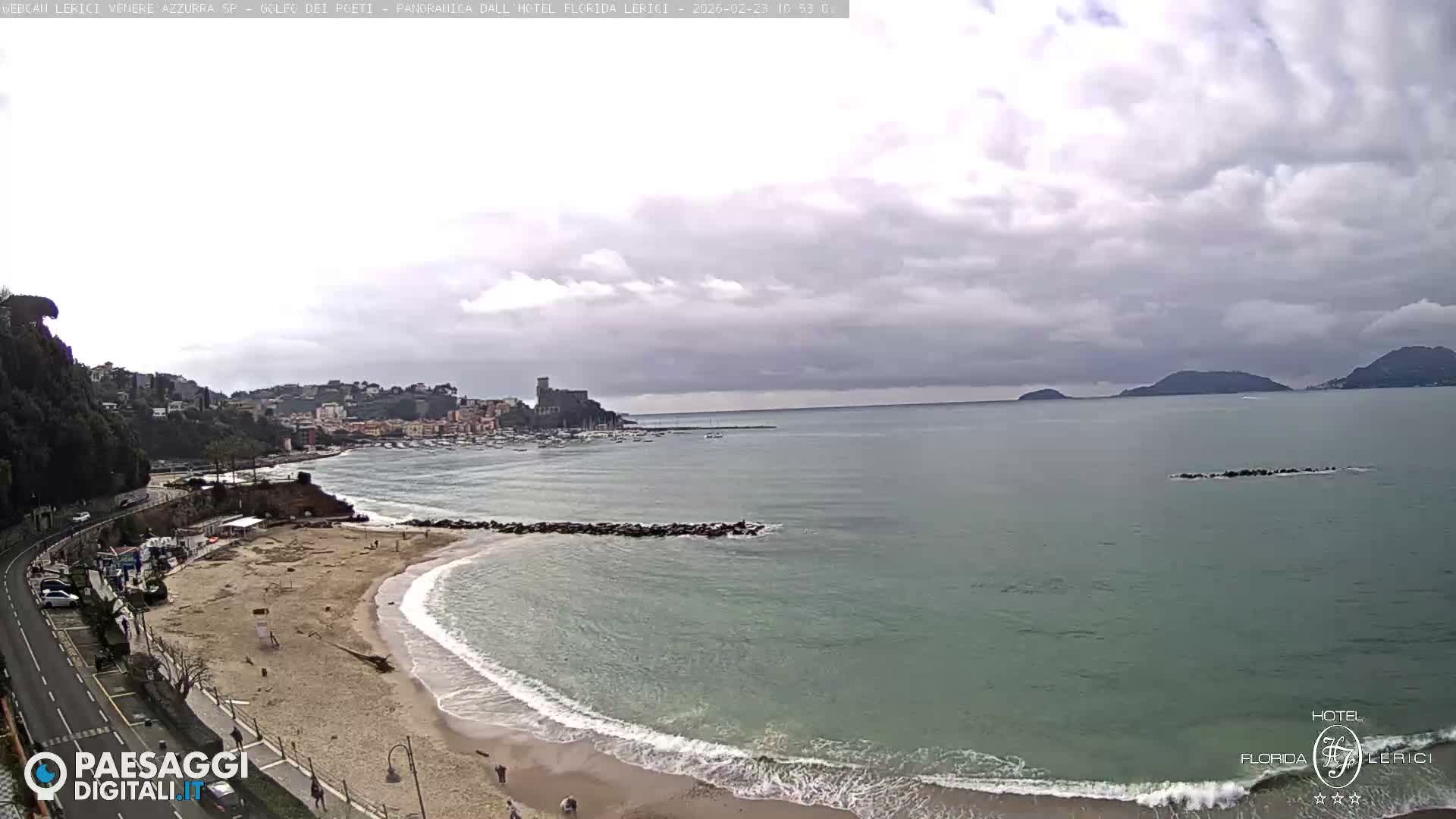  Lerici Venere Azzurra Beach Live Cam - La Spezia, Liguria, Italy